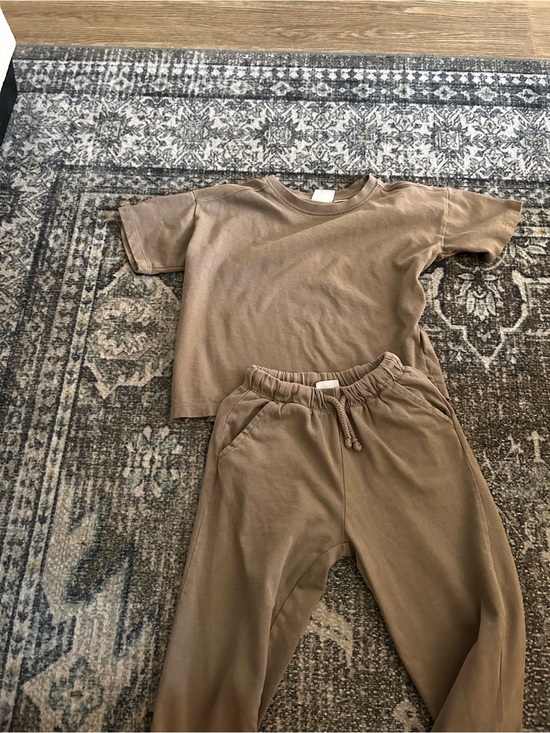 Zara Other - Zara Kids Taupe Brown Tee & Jogger Set